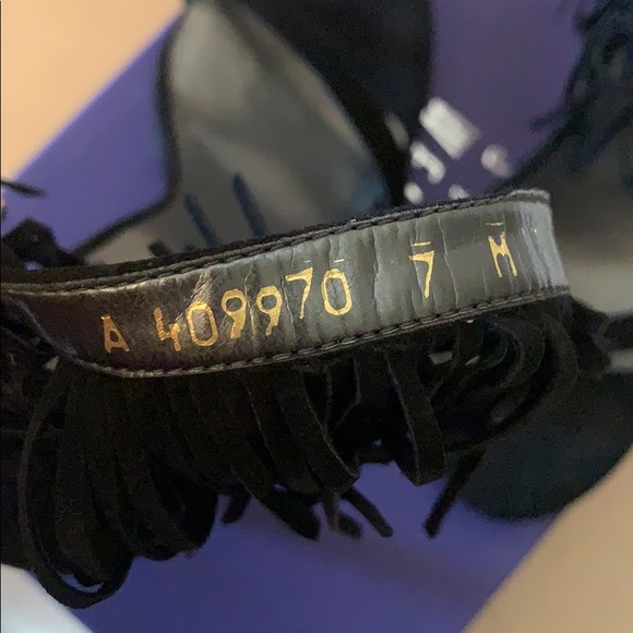 NIB Stuart Weitzman Love Fringe Size 7 Black Suede - Picture 5 of 10